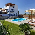 Villa Rose On The