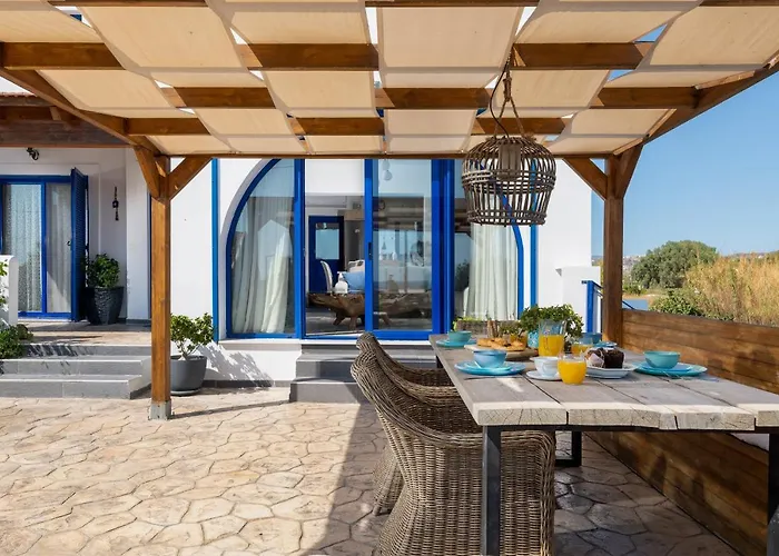 Villa Rose On The